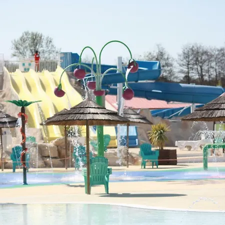 Dom wakacyjny Camping Siblu Les Charmettes **** Mobile 858 *